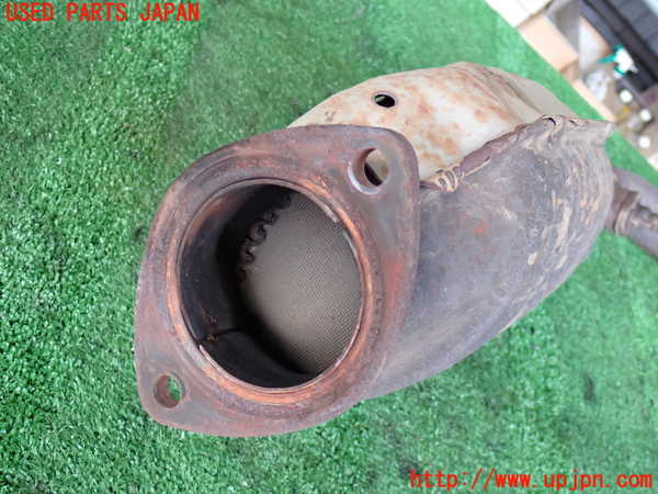 2UPJ-9234572661]ハイラックスサーフ(RZN185W)触媒1 中古_2