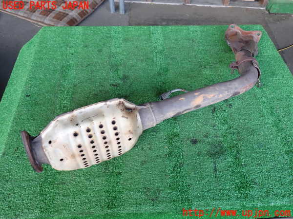 2UPJ-9234572661]ハイラックスサーフ(RZN185W)触媒1 中古_3