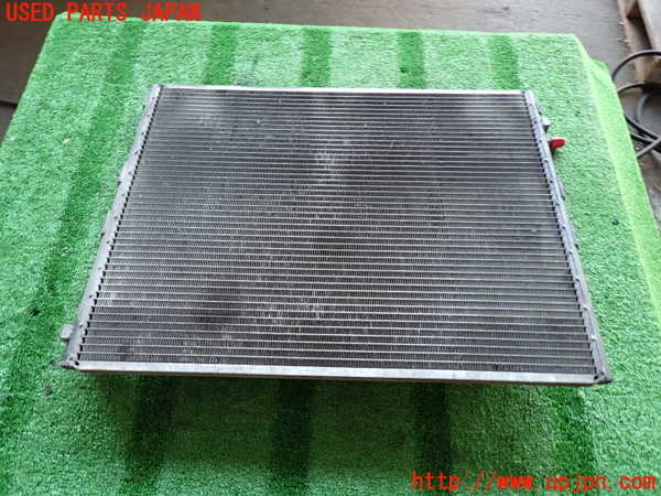 2UPJ-9234576031]ハイラックスサーフ(RZN185W)エアコンコンデンサー1 中古_3