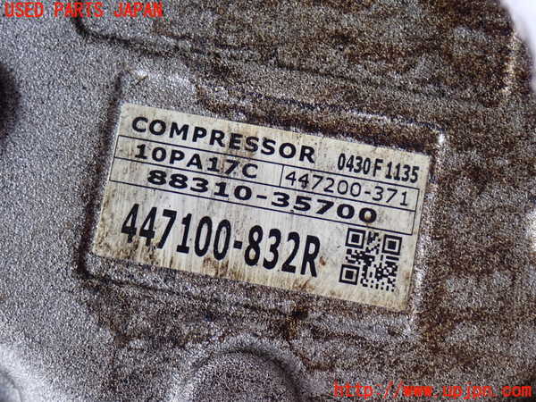 2UPJ-9234576025]ハイラックスサーフ(RZN185W)エアコンコンプレッサー 中古_2