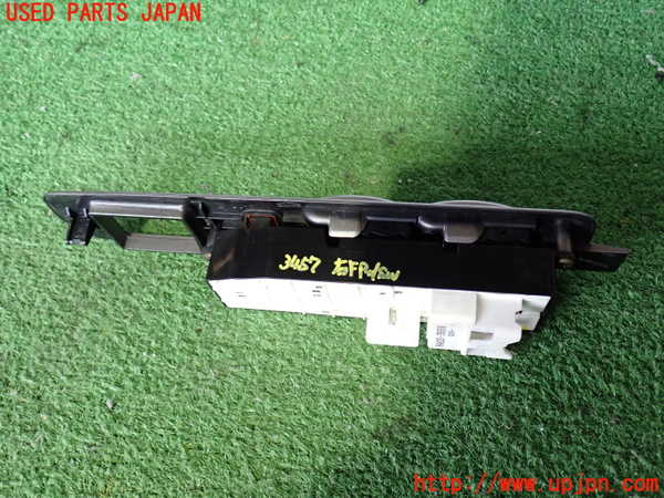 2UPJ-9234576240]ハイラックスサーフ(RZN185W)右前パワーウィンドウスイッチ 中古_2