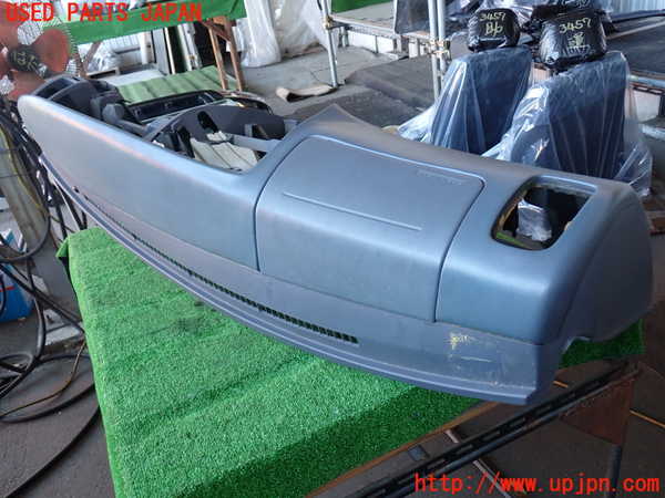 2UPJ-9234577505]ハイラックスサーフ(RZN185W)ダッシュボード 中古_4