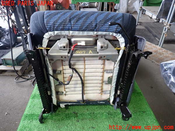 2UPJ-9234577065]ハイラックスサーフ(RZN185W)助手席シート 中古_5