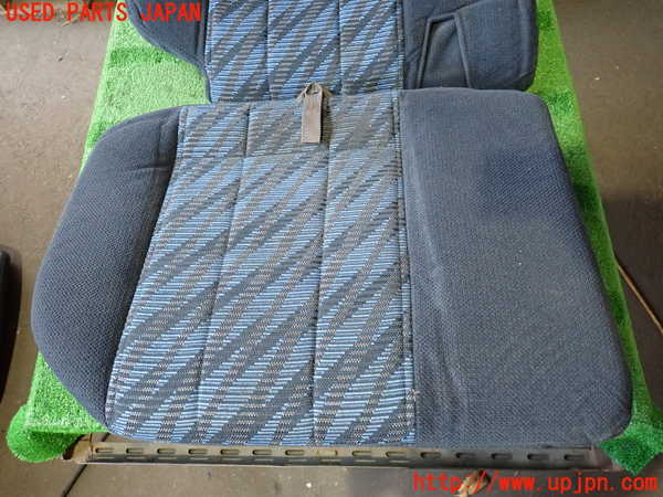 2UPJ-9234577405]ハイラックスサーフ(RZN185W)右リアシート 中古_2