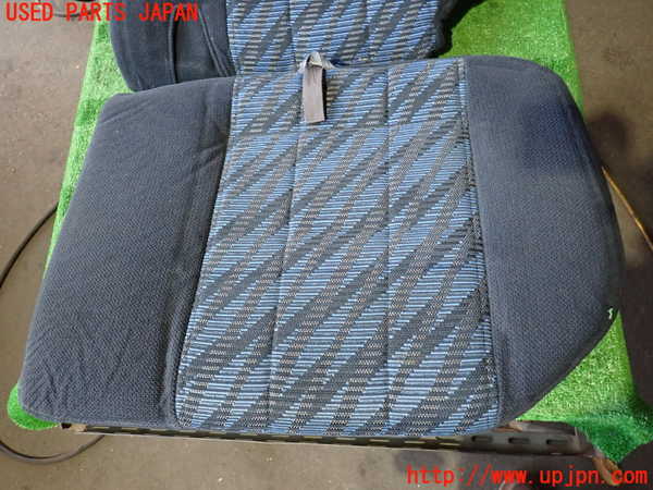 2UPJ-9234577435]ハイラックスサーフ(RZN185W)左リアシート 中古_2