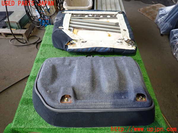 2UPJ-9234577435]ハイラックスサーフ(RZN185W)左リアシート 中古_4