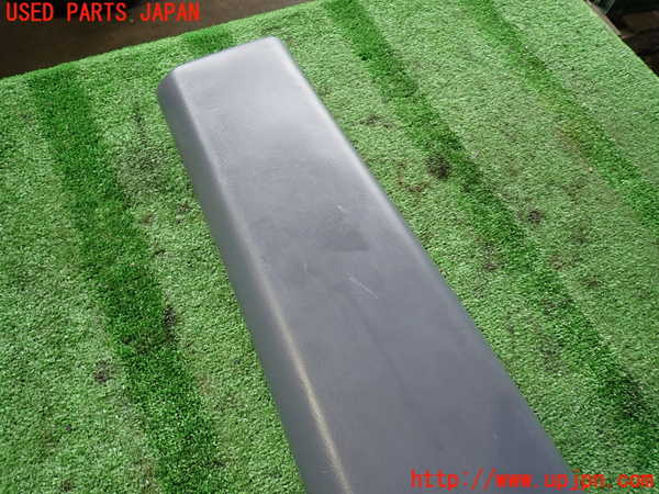 2UPJ-9234577665]ハイラックスサーフ(RZN185W)右センターピラートリム 中古_2