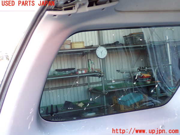 2UPJ-9234577680]ハイラックスサーフ(RZN185W)左リアピラートリム (ジャンク品) 中古_3