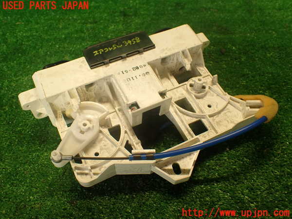 2UPJ-9234586066]コルト ラリーアート バージョンR(Z27AG)エアコンスイッチ1 中古_2