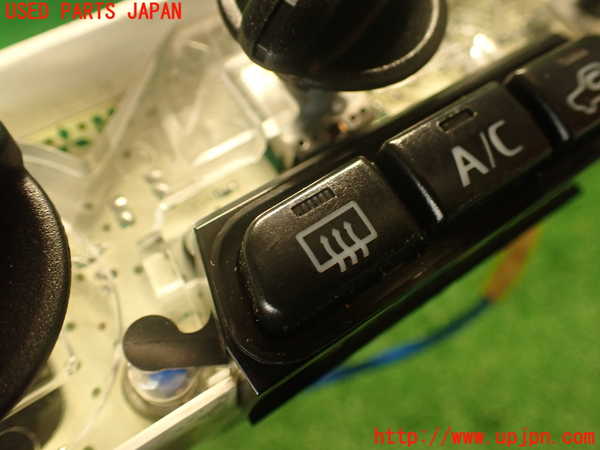 2UPJ-9234586066]コルト ラリーアート バージョンR(Z27AG)エアコンスイッチ1 中古_3