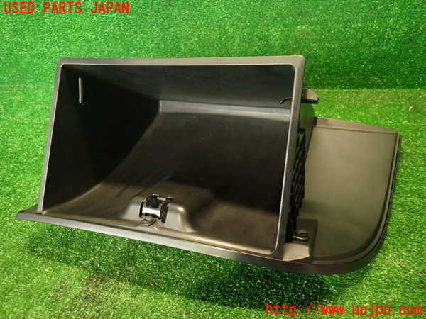 2UPJ-9234587516]コルト ラリーアート バージョンR(Z27AG)グローブボックス1 中古_4