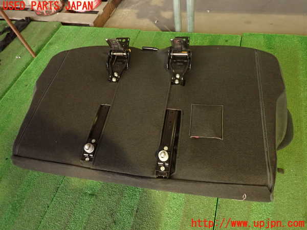 2UPJ-9234587385]コルト ラリーアート バージョンR(Z27AG)リアシート 中古_5