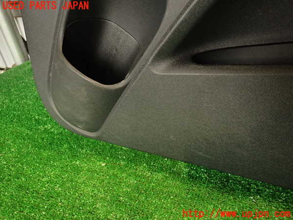 2UPJ-9234581234]コルト ラリーアート バージョンR(Z27AG)右前ドア内張り 中古_2
