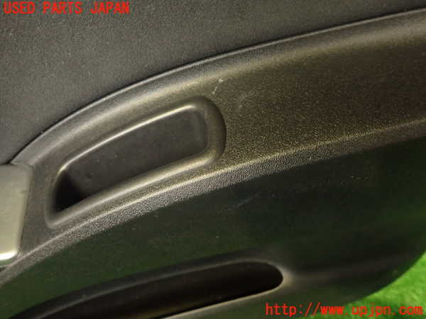 2UPJ-9234581234]コルト ラリーアート バージョンR(Z27AG)右前ドア内張り 中古_3