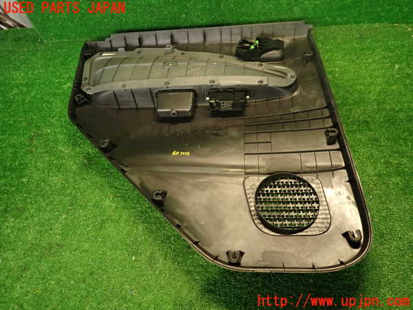 2UPJ-9234581294]コルト ラリーアート バージョンR(Z27AG)右後ドア内張り 中古_5