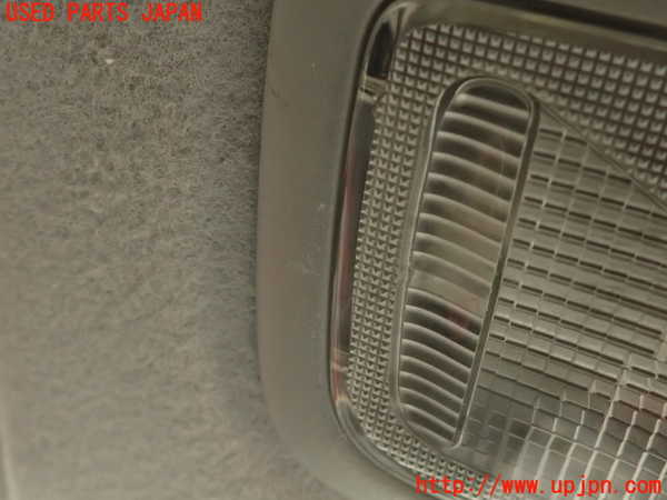 2UPJ-9234586411]コルト ラリーアート バージョンR(Z27AG)ルームランプ1 (1列目真中) 中古_2