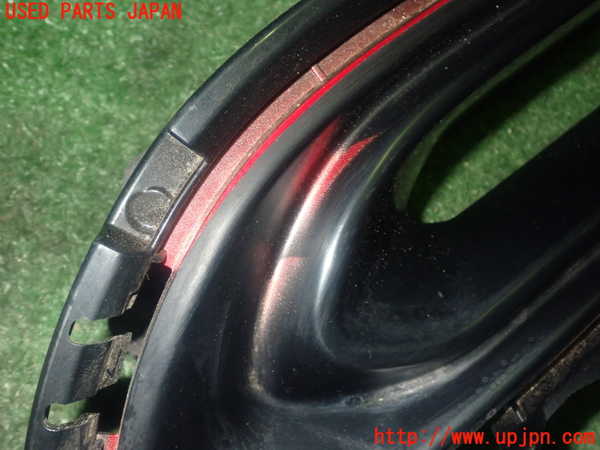 1UPJ-9234591100]ヴェゼル ハイブリッド(e：HEV)(RU3)右前コーナーパネル 中古_3