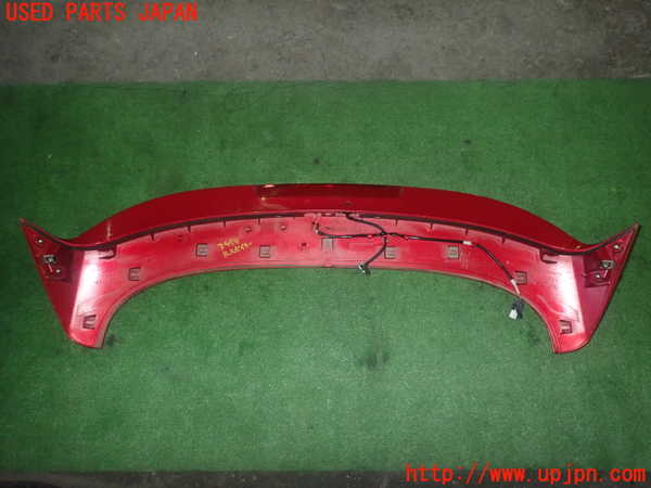 1UPJ-9234591520]ヴェゼル ハイブリッド(e：HEV)(RU3)リアスポイラー 中古_4