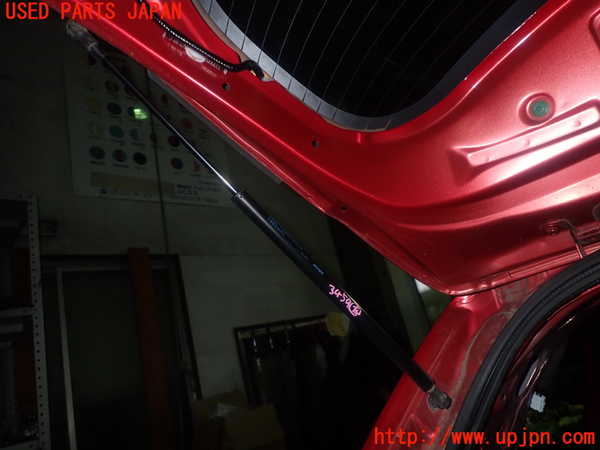 1UPJ-9234591584]ヴェゼル ハイブリッド(e：HEV)(RU3)リアゲートダンパー 中古_2