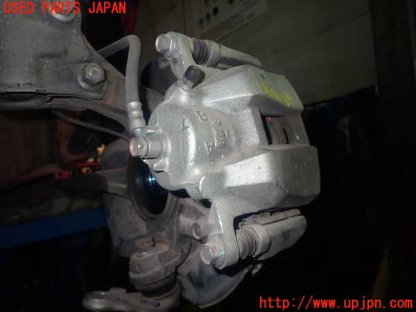 1UPJ-9234594085]ヴェゼル ハイブリッド(e：HEV)(RU3)左フロントキャリパー 中古_2