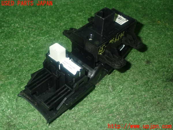 1UPJ-9234596310]ヴェゼル ハイブリッド(e：HEV)(RU3)スイッチ5(SPORT 電動パーキング ブレーキホールド) 中古_2