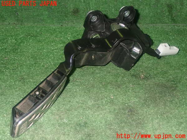 1UPJ-9234596382]ヴェゼル ハイブリッド(e：HEV)(RU3)センサー2(アクセルペダル) 中古_2