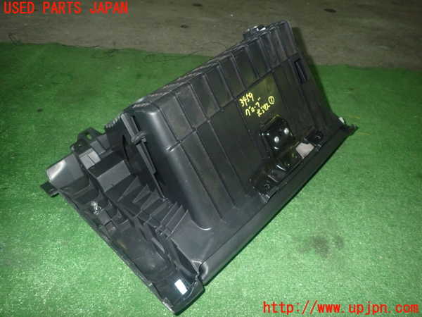1UPJ-9234597516]ヴェゼル ハイブリッド(e：HEV)(RU3)グローブボックス1 中古_2