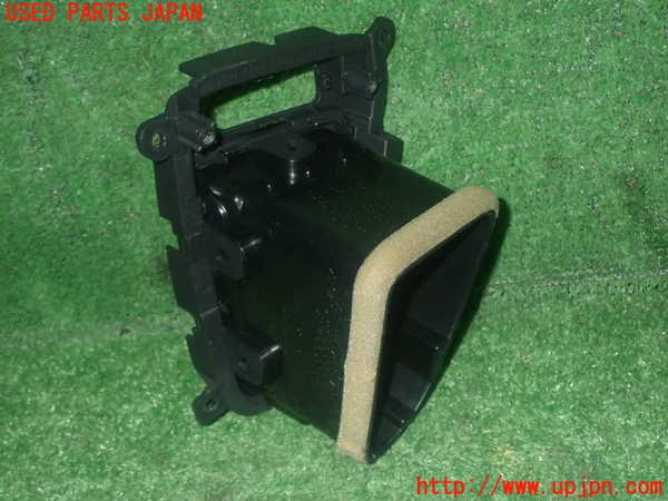 1UPJ-9234597528]ヴェゼル ハイブリッド(e：HEV)(RU3)エアコン吹き出し口3(真中) 中古_2