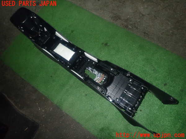 1UPJ-9234597540]ヴェゼル ハイブリッド(e：HEV)(RU3)センターコンソール 中古_4