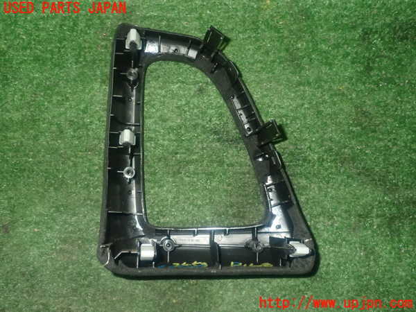 1UPJ-9234597693]ヴェゼル ハイブリッド(e：HEV)(RU3)内装トリム類3 中古_2