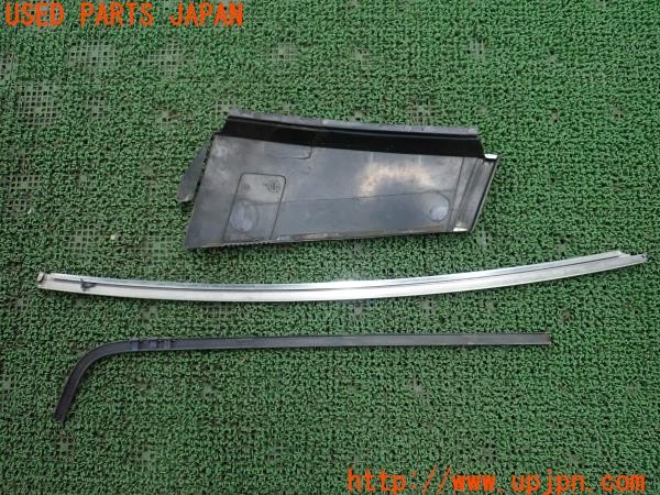 3UPJ=9234600014]シトロエン CX 25DTR TURBO 2(型式不明)純正 右クォーターパネルモール 中古_2