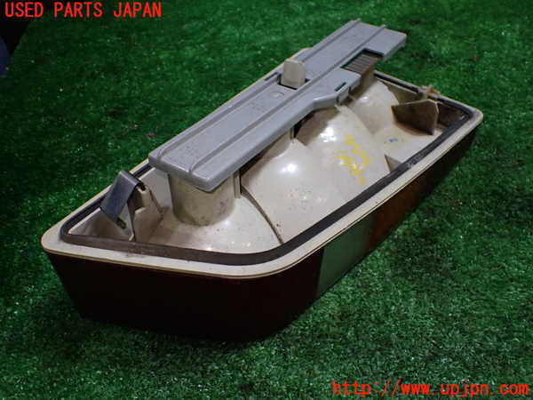 1UPJ-9234601530]シトロエン・CX(型式不明)右テールランプ 中古_4