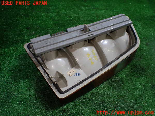 1UPJ-9234601536]シトロエン・CX(型式不明)左テールランプ 中古_4