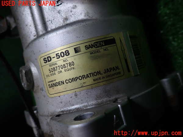 1UPJ-9234606025]シトロエン・CX(型式不明)エアコンコンプレッサー 中古_4