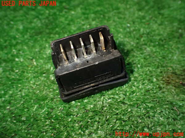 1UPJ-9234606300]シトロエン・CX(型式不明)デフォッガースイッチ 中古_2