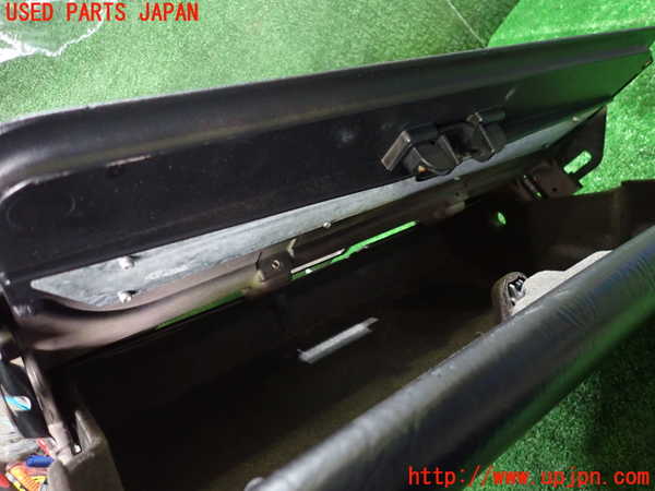 1UPJ-9234607516]シトロエン・CX(型式不明)グローブボックス1 中古_4