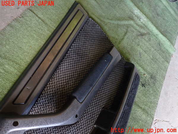 1UPJ-9234601234]シトロエン・CX(型式不明)右前ドア内張り 中古_3