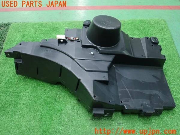 3UPJ=9234610515]パジェロ エクシード(V93W)純正 ROCKFORD ロックフォード サブウーファー 8720A031 スピーカー 低音 中古_3