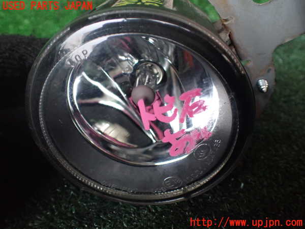 1UPJ-9234611180]パジェロ(V93W)右フォグ 中古_2