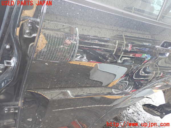 1UPJ-9234611320]パジェロ(V93W)左後ドア 中古(43R-00150 M2L3)_2