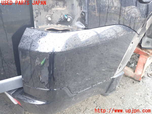 1UPJ-9234611610]パジェロ(V93W)リアバンパー 中古_2