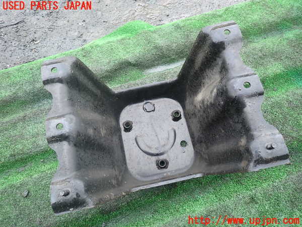 1UPJ-9234611700]パジェロ(V93W)スペアタイヤキャリア 中古_3