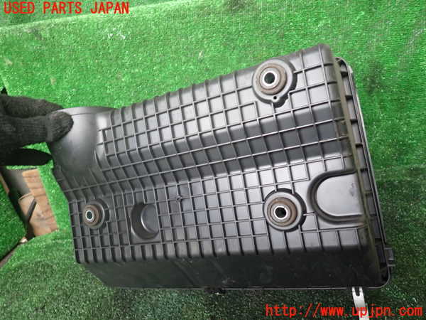 1UPJ-9234612560]パジェロ(V93W)エアクリーナーボックス 中古_3