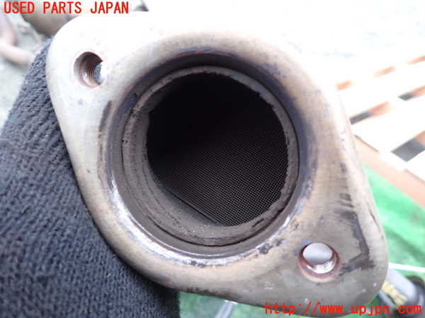 1UPJ-9234612661]パジェロ(V93W)触媒1 中古_3
