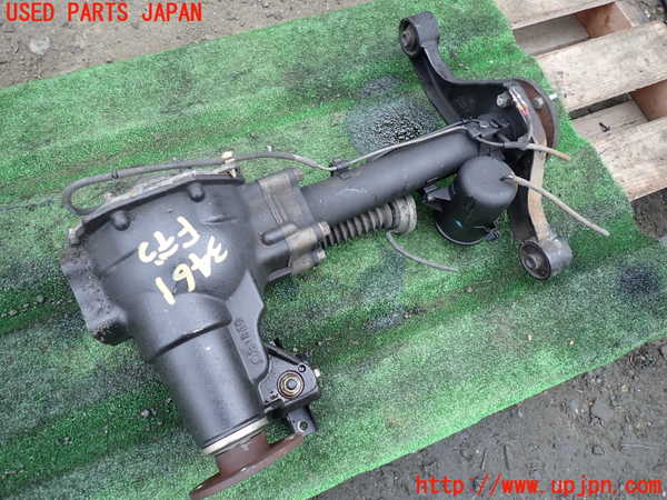 1UPJ-9234614350]パジェロ(V93W)フロントデフ 中古_2