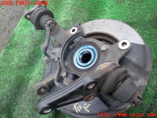 1UPJ-9234614290]パジェロ(V93W)右フロントナックルハブ 中古_3