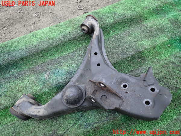 1UPJ-9234615176]パジェロ(V93W)右フロントロアアーム1 中古_2