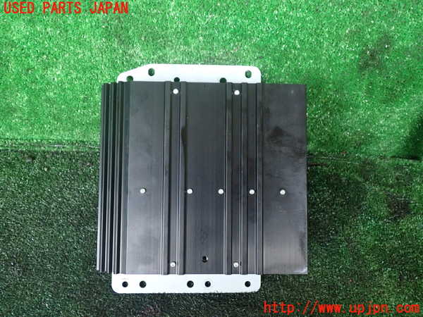 1UPJ-9234616525]パジェロ(V93W)アンプ 中古_3