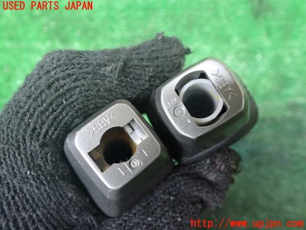 1UPJ-9234617570]パジェロ(V93W)シフトノブ 中古_4