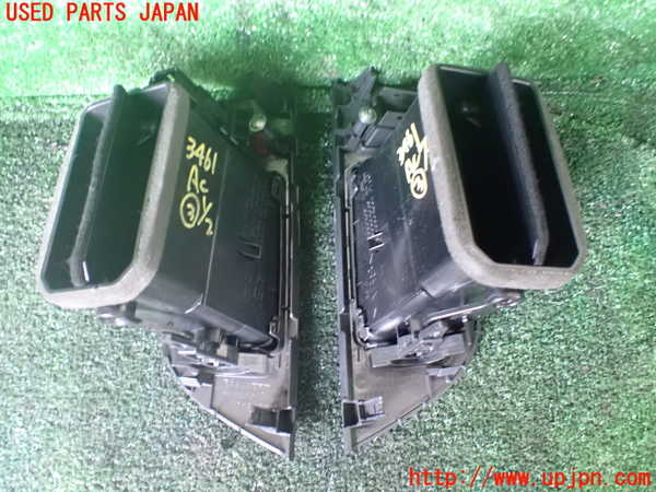 1UPJ-9234617528]パジェロ(V93W)エアコン吹き出し口3 (真中) 中古_2